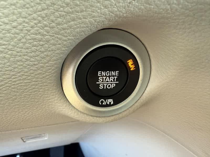 used 2024 Chrysler Pacifica car, priced at $34,985