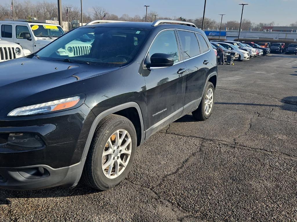 used 2014 Jeep Cherokee car, priced at $5,988