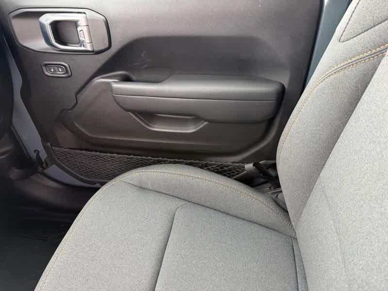 new 2026 Jeep Wrangler car, priced at $38,375