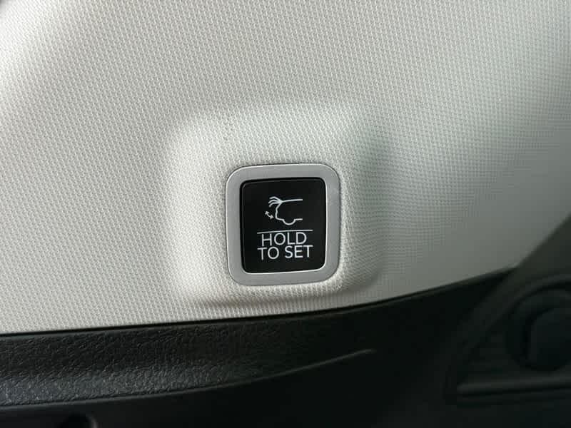 used 2023 Jeep Grand Cherokee 4xe car, priced at $29,785