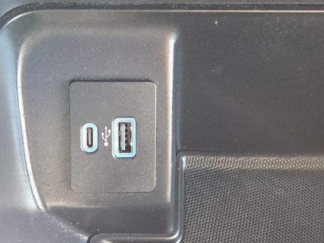 used 2022 Ford F-150 car, priced at $40,026