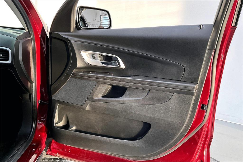 used 2017 Chevrolet Equinox car, priced at $11,669