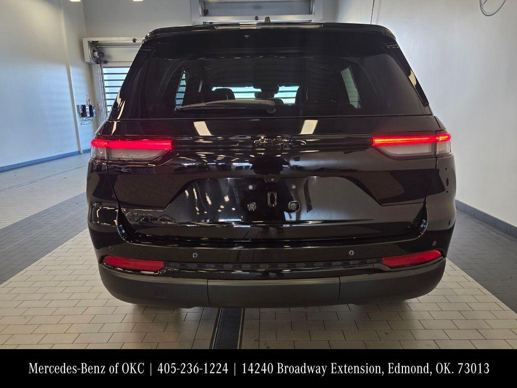 used 2022 Jeep Grand Cherokee car, priced at $24,480