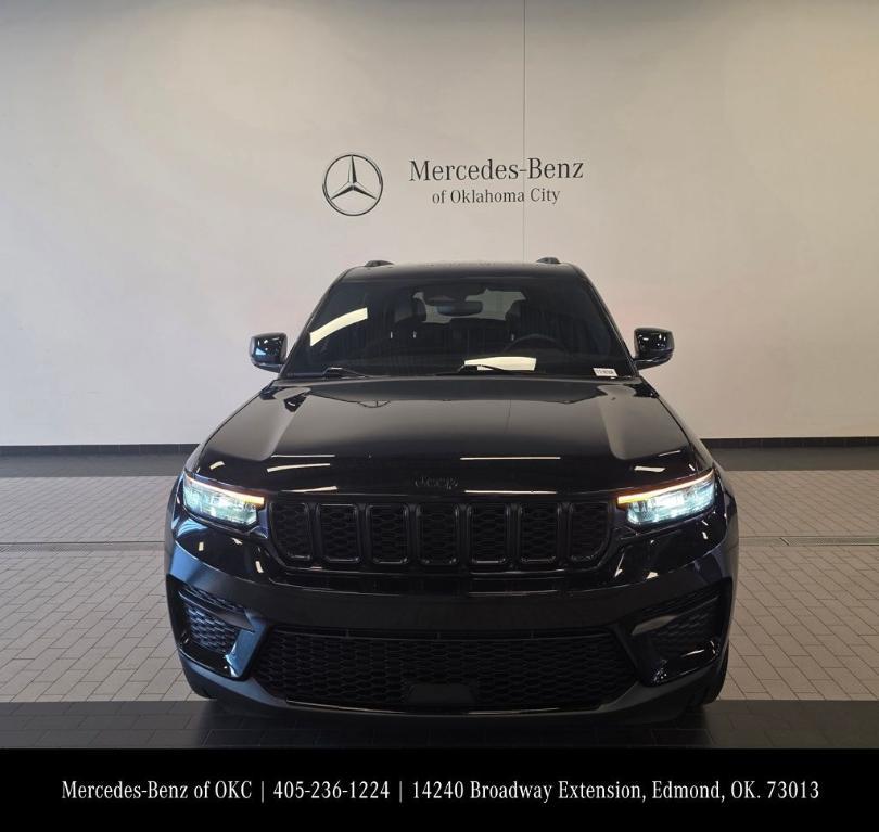 used 2022 Jeep Grand Cherokee car, priced at $24,480