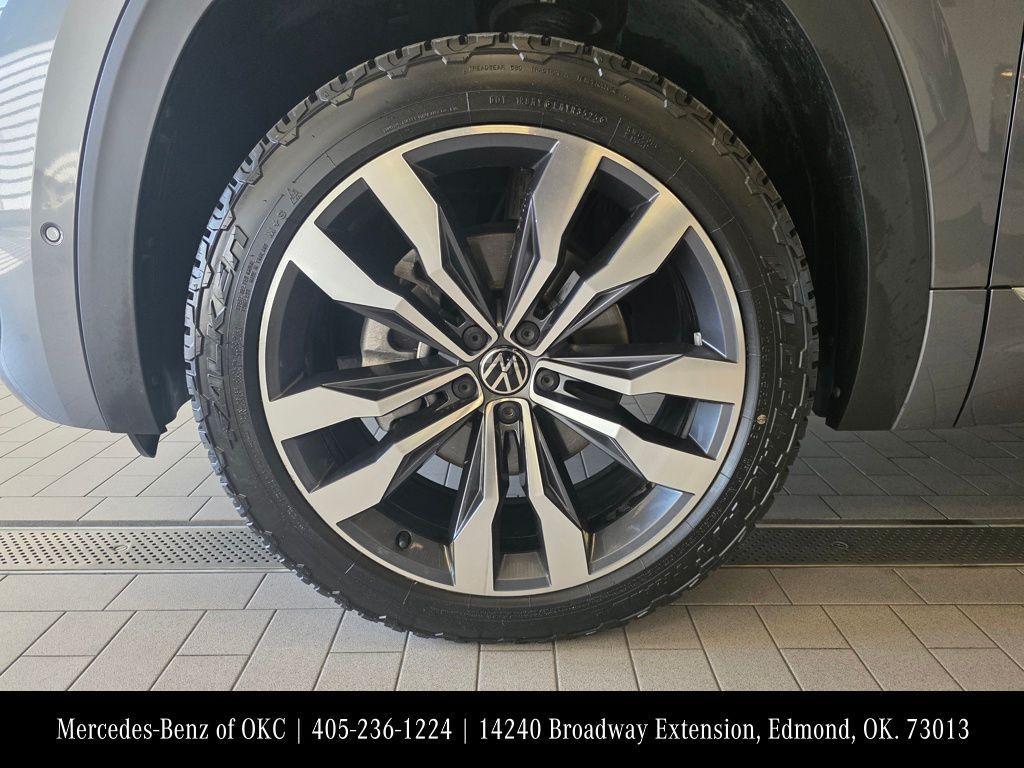 used 2023 Volkswagen Atlas car, priced at $31,450