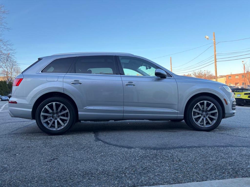 used 2019 Audi Q7 car, priced at $17,580