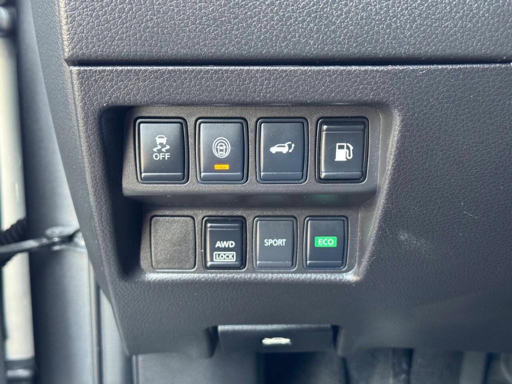 used 2019 Nissan Rogue car, priced at $13,580