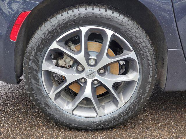 used 2021 Chrysler Pacifica car, priced at $22,100