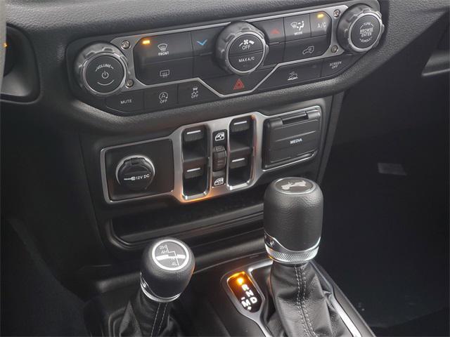 new 2026 Jeep Wrangler car, priced at $41,275