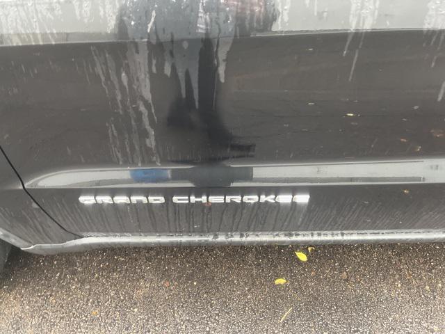 used 2014 Jeep Grand Cherokee car, priced at $7,000
