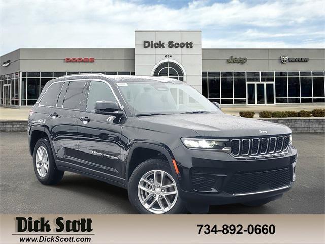 new 2025 Jeep Grand Cherokee car, priced at $38,037