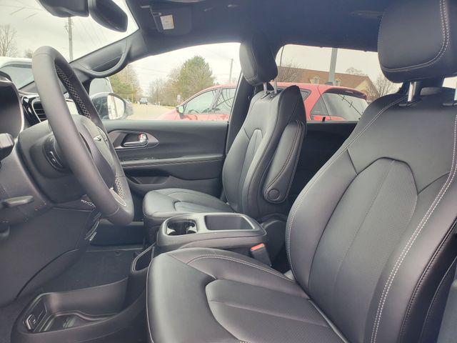 new 2026 Chrysler Pacifica car, priced at $44,862