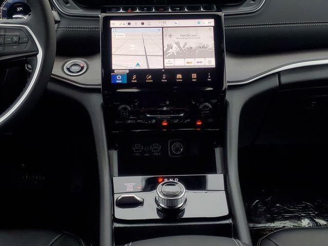 new 2025 Jeep Grand Cherokee L car, priced at $42,372