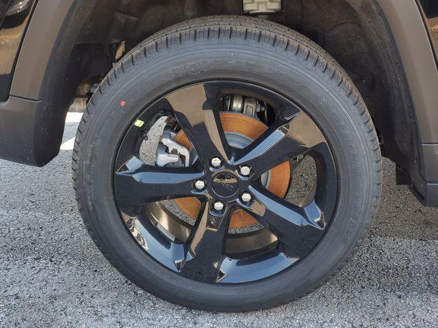 new 2026 Jeep Grand Cherokee car, priced at $47,400