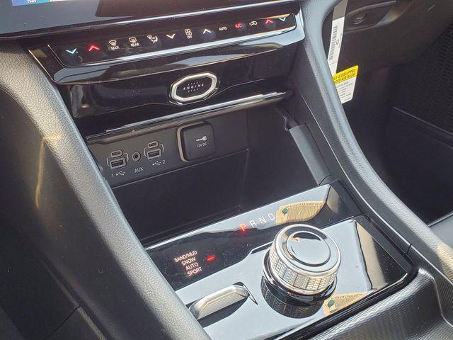 new 2026 Jeep Grand Cherokee car, priced at $47,400