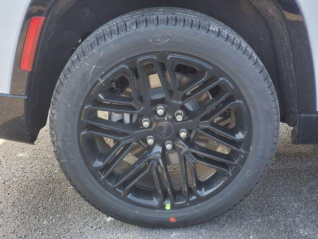 new 2026 Jeep Grand Wagoneer car, priced at $74,785