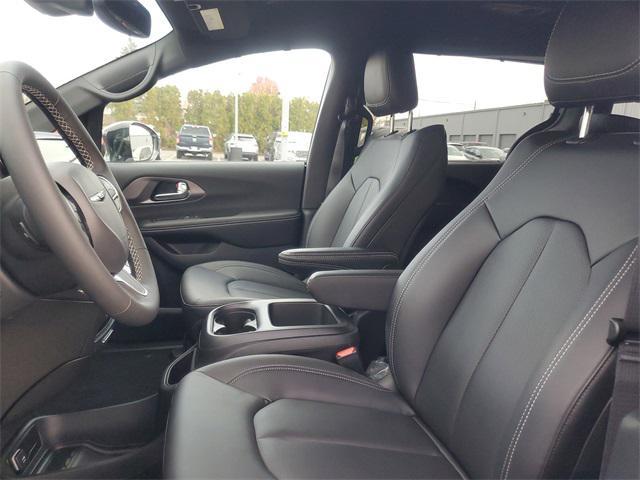 new 2026 Chrysler Pacifica car, priced at $43,741