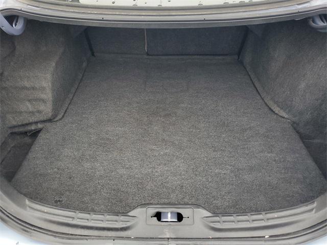 used 1998 Ford Taurus car, priced at $2,750