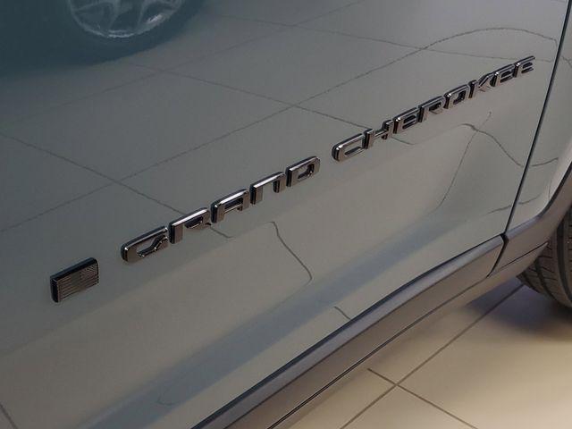 new 2026 Jeep Grand Cherokee L car, priced at $47,143