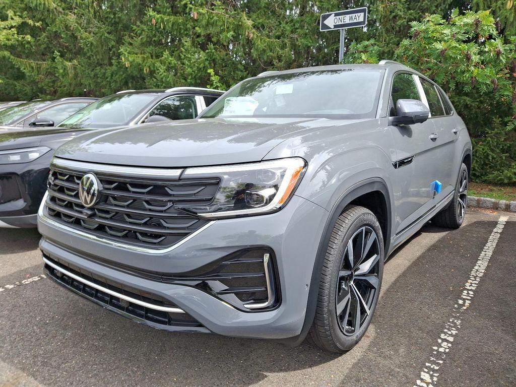 new 2026 Volkswagen Atlas Cross Sport car, priced at $57,280
