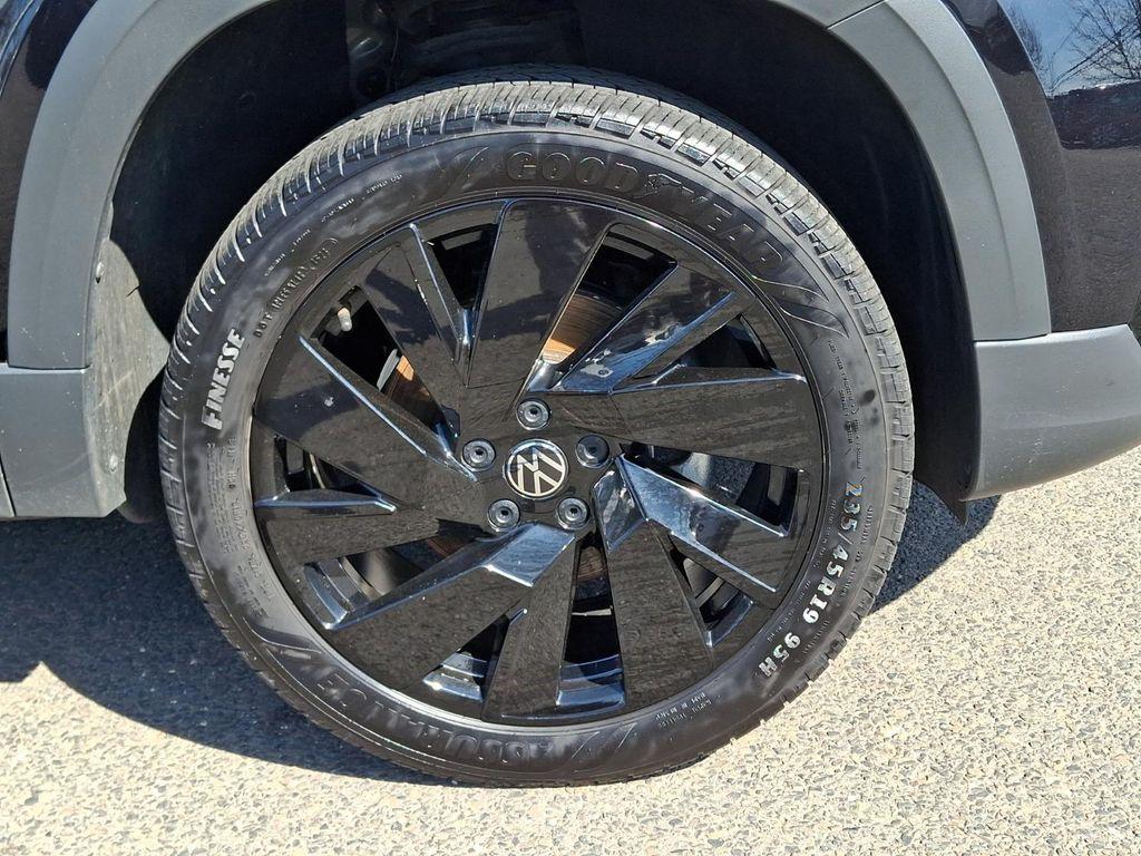 used 2024 Volkswagen Taos car, priced at $24,098