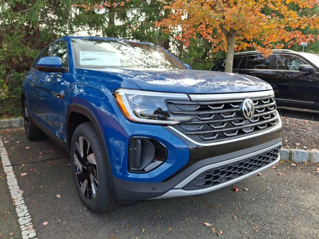 new 2026 Volkswagen Atlas Cross Sport car, priced at $47,469