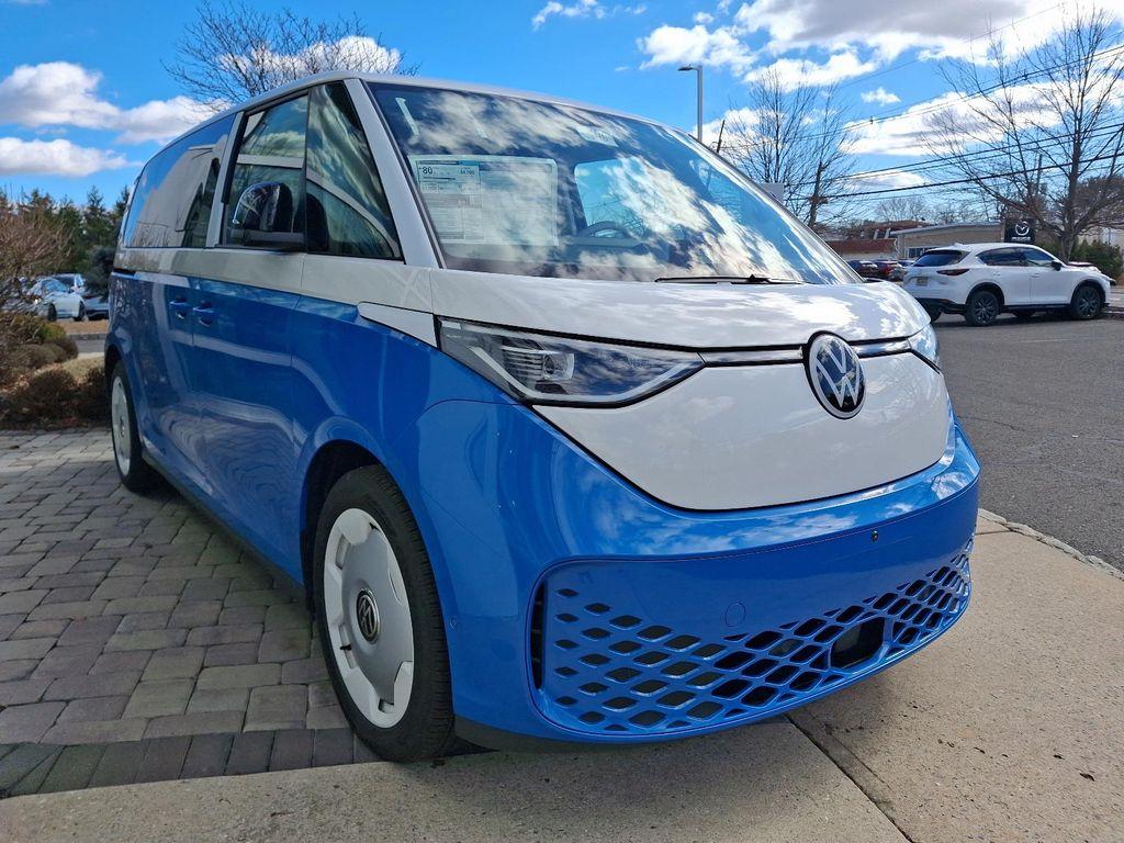 used 2025 Volkswagen ID. Buzz car, priced at $59,989
