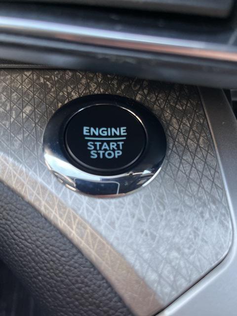 used 2022 Ford Explorer car, priced at $34,018