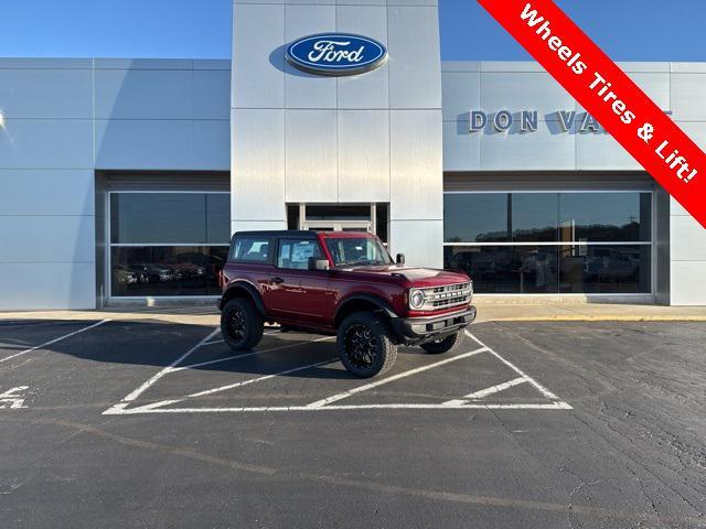 new 2025 Ford Bronco car, priced at $42,087