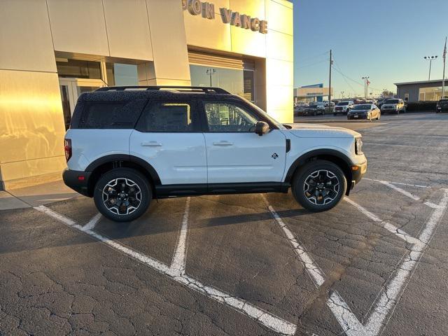 new 2025 Ford Bronco Sport car, priced at $35,705