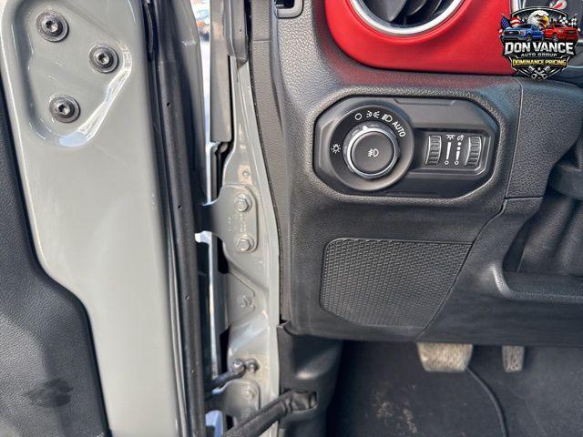 used 2019 Jeep Wrangler Unlimited car, priced at $25,730