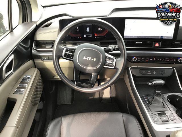 used 2025 Kia Carnival car, priced at $33,729