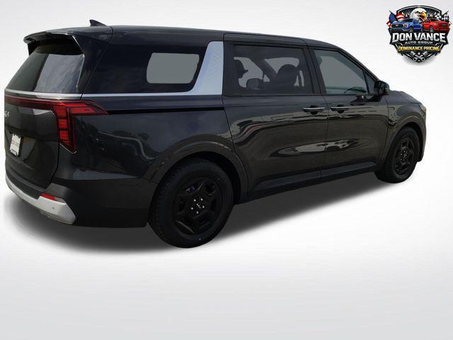 used 2025 Kia Carnival car, priced at $33,729