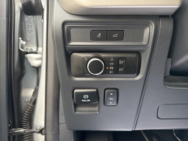 used 2024 Ford Expedition car, priced at $39,998