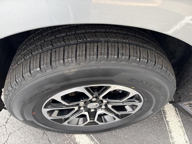 used 2024 Ford Expedition car, priced at $39,998