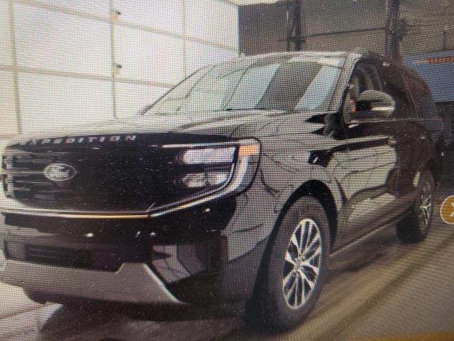 used 2025 Ford Expedition car, priced at $69,990