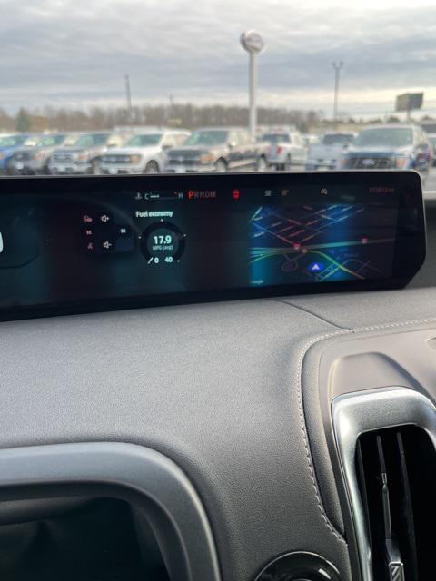 used 2025 Ford Expedition car, priced at $69,988