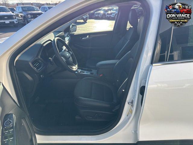 new 2026 Ford Escape PHEV car, priced at $28,090