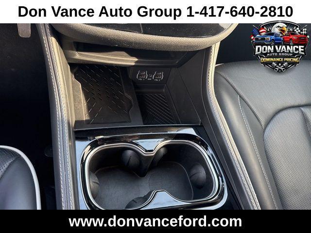 used 2025 Chrysler Pacifica car, priced at $32,985