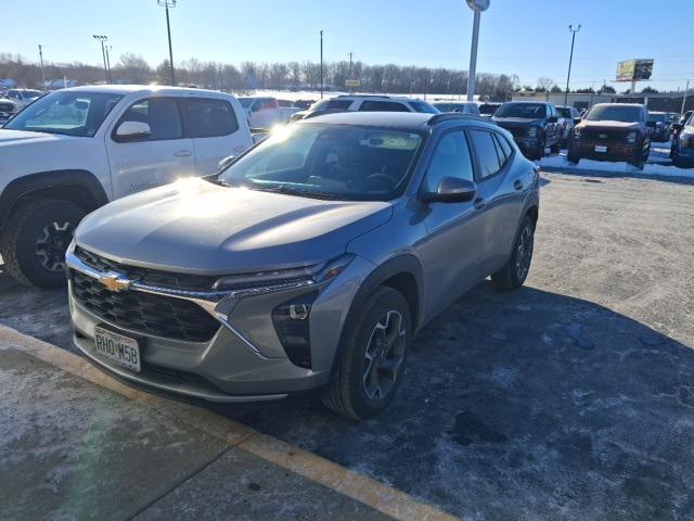 used 2025 Chevrolet Trax car, priced at $19,988