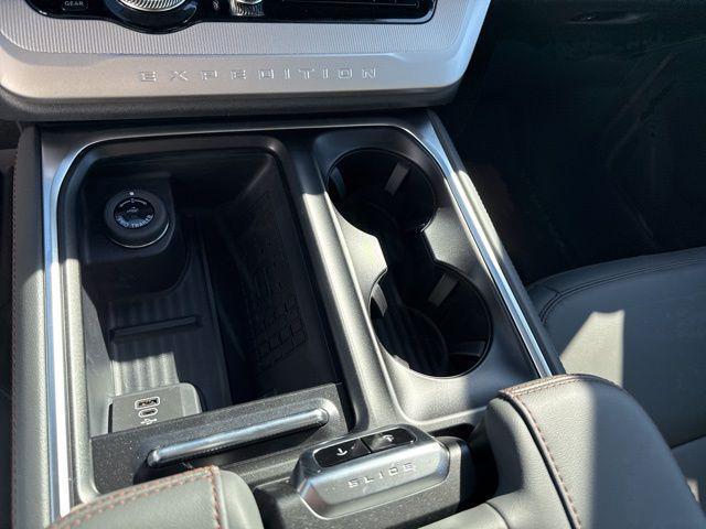 new 2025 Ford Expedition Max car, priced at $71,990