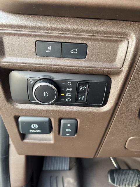 used 2023 Ford Expedition car, priced at $51,990