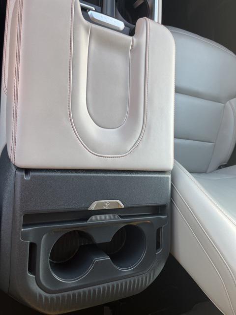 used 2025 Ford Expedition car, priced at $60,374