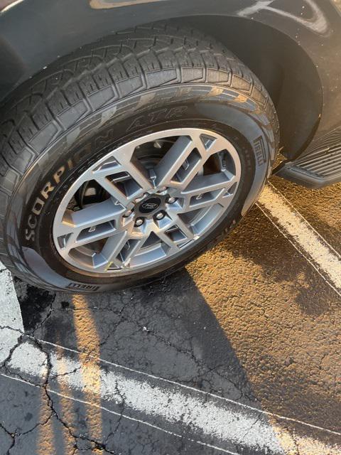 used 2025 Ford Expedition car, priced at $60,374