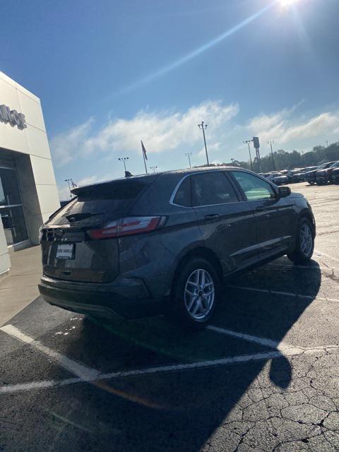 used 2024 Ford Edge car, priced at $24,489