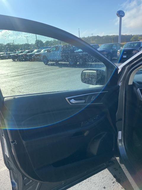 used 2024 Ford Edge car, priced at $24,489