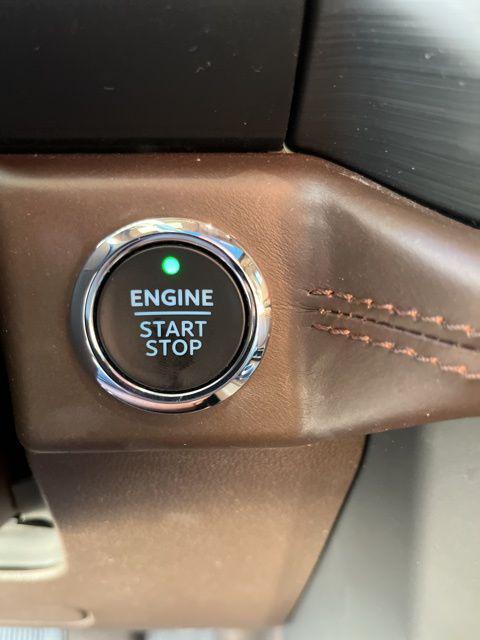 used 2023 Ford Expedition car, priced at $49,986