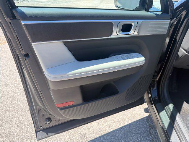 used 2025 Hyundai Santa Fe car, priced at $31,225