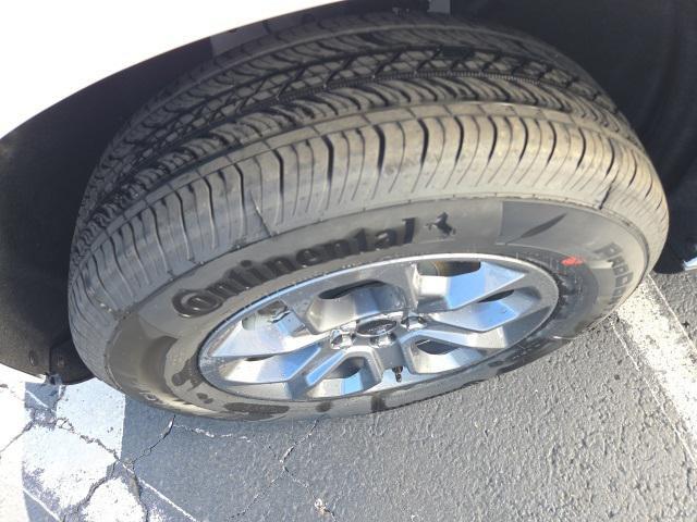 new 2025 Ford Maverick car, priced at $32,880