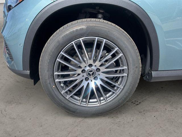 new 2026 Mercedes-Benz GLC 300 car, priced at $59,435